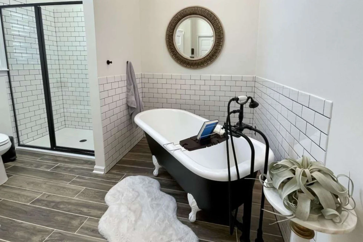 Porcelain And Ceramic Tile Tubs And Showers
